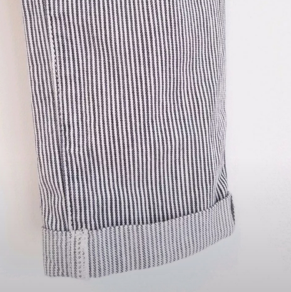 AG Women's "The Stilt Roll-Up" Jeans, 25 - Picture 11 of 11